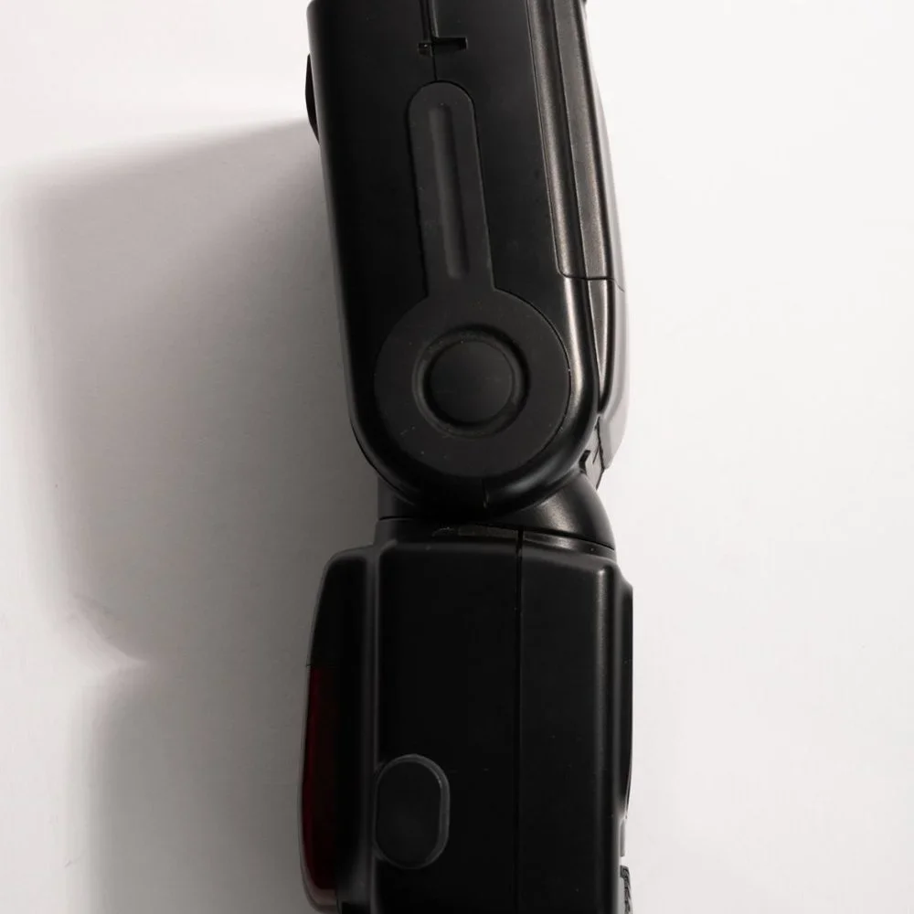 TRIOPO Speedlight